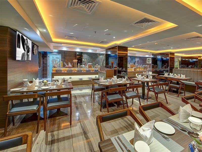 Omega Hotel Dubai Eksteriør billede